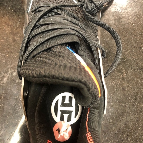 HARDEN VOL. 4 GCA \'BARBERSHOP\' sz 10

F97187